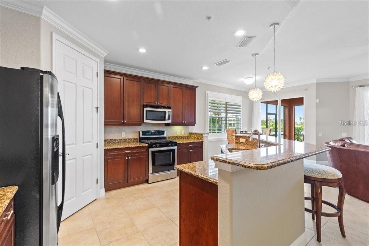Image 10 of 54 For 1143 Riverscape Street A