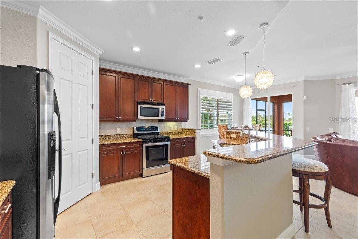 Image 11 of 54 For 1143 Riverscape Street A
