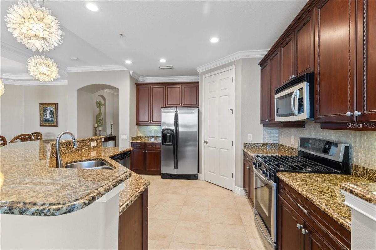 Image 12 of 54 For 1143 Riverscape Street A