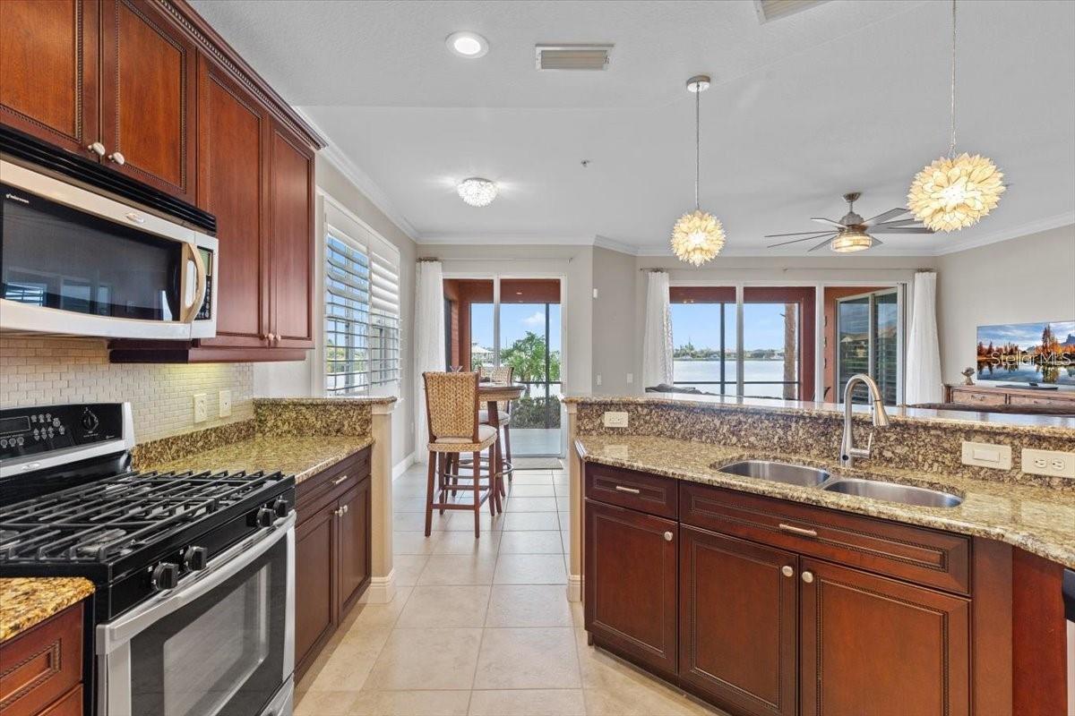 Image 13 of 54 For 1143 Riverscape Street A