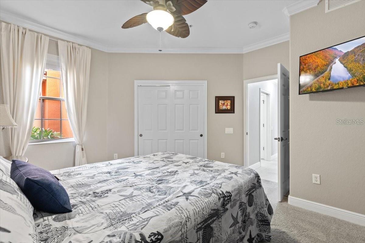Image 41 of 54 For 1143 Riverscape Street A