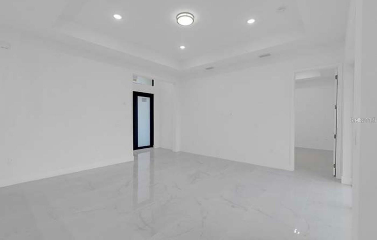 Image 2 of 19 For 3509 23rd Street Sw