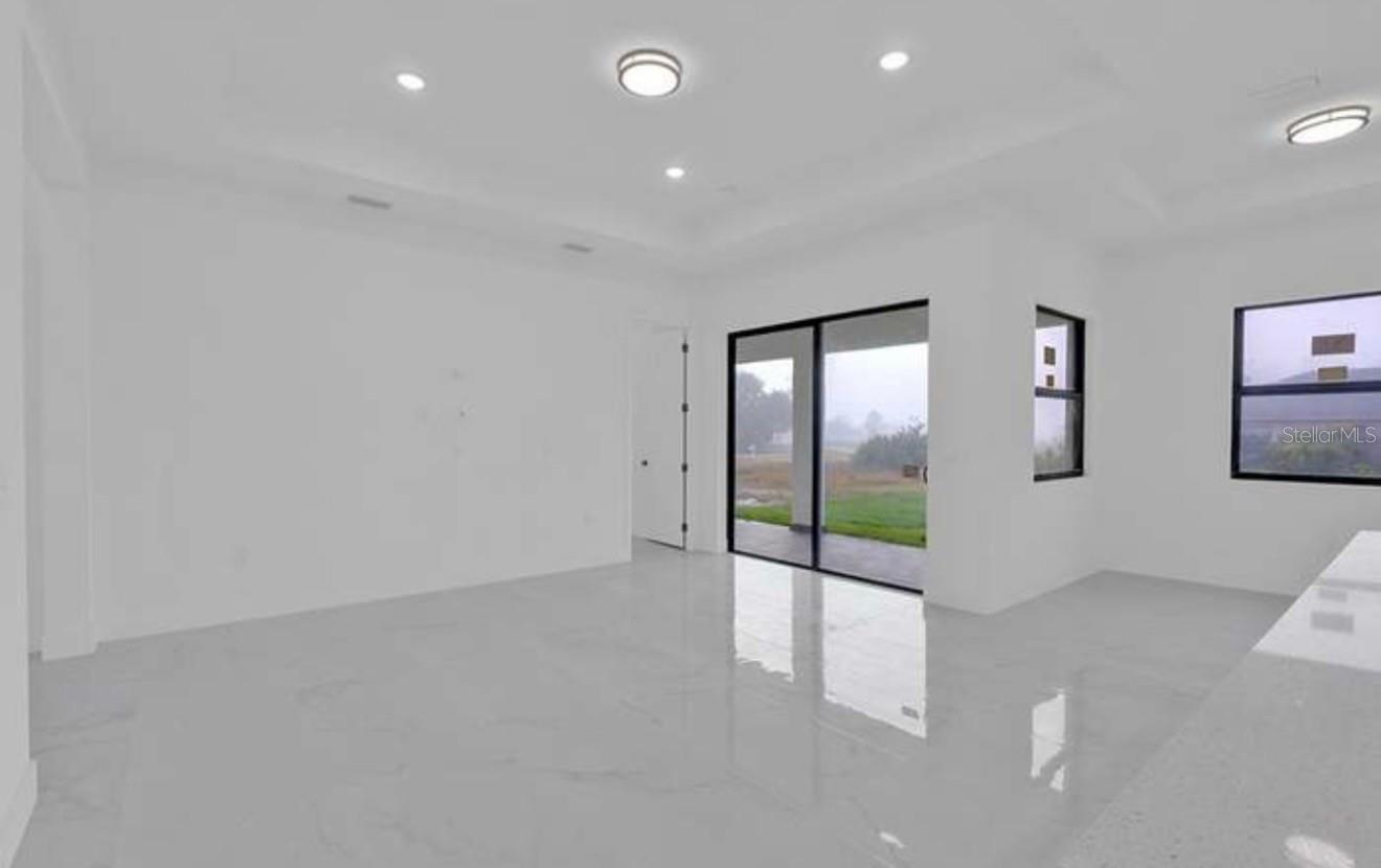 Image 3 of 19 For 3509 23rd Street Sw