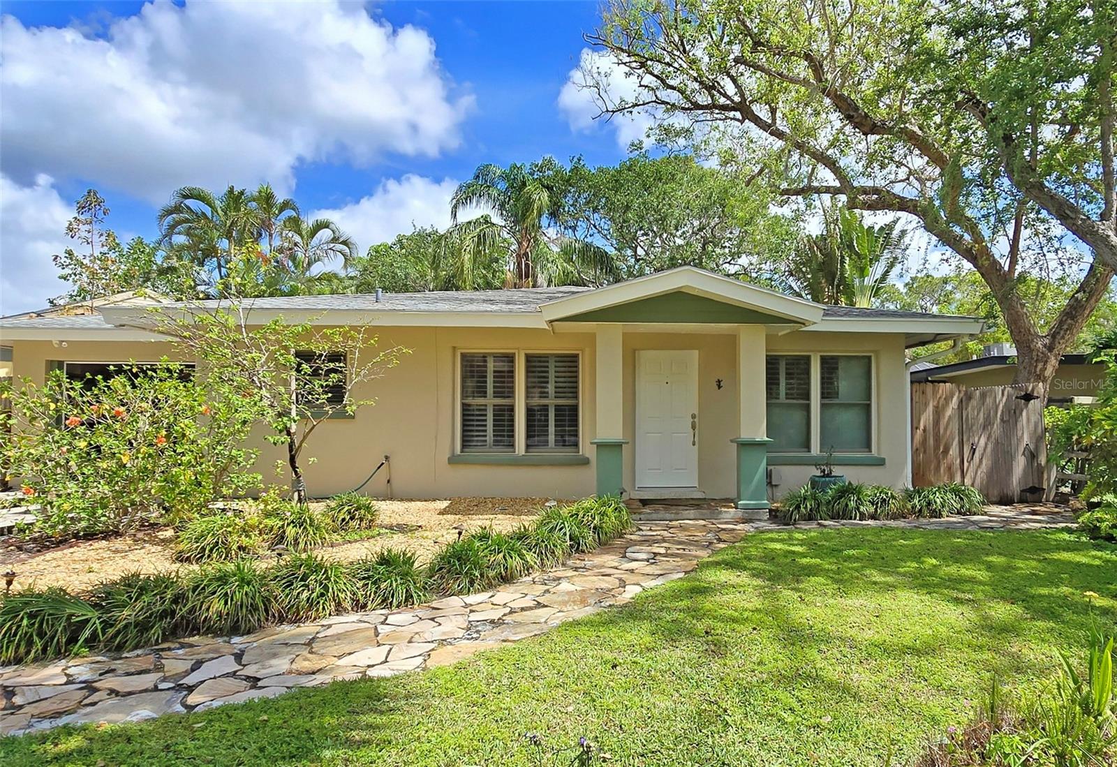 Image 2 of 34 For 3004 Bay Shore Circle