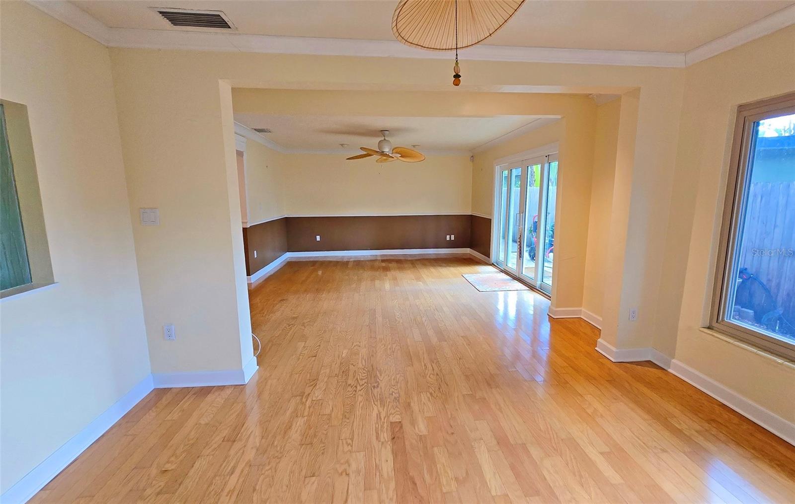 Image 9 of 34 For 3004 Bay Shore Circle