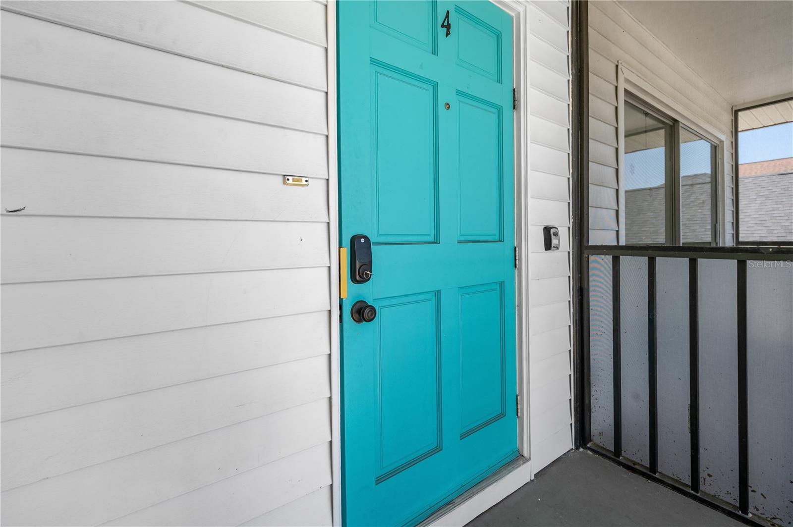 Image 2 of 10 For 1739 Siesta Drive 4