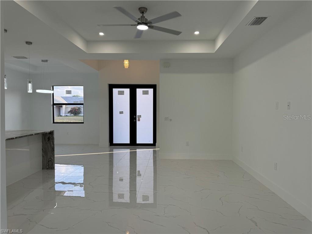 Image 7 of 38 For 2908 48th Street W