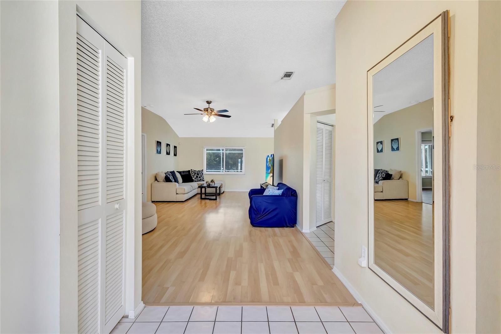 Image 15 of 39 For 6415 39th Avenue W