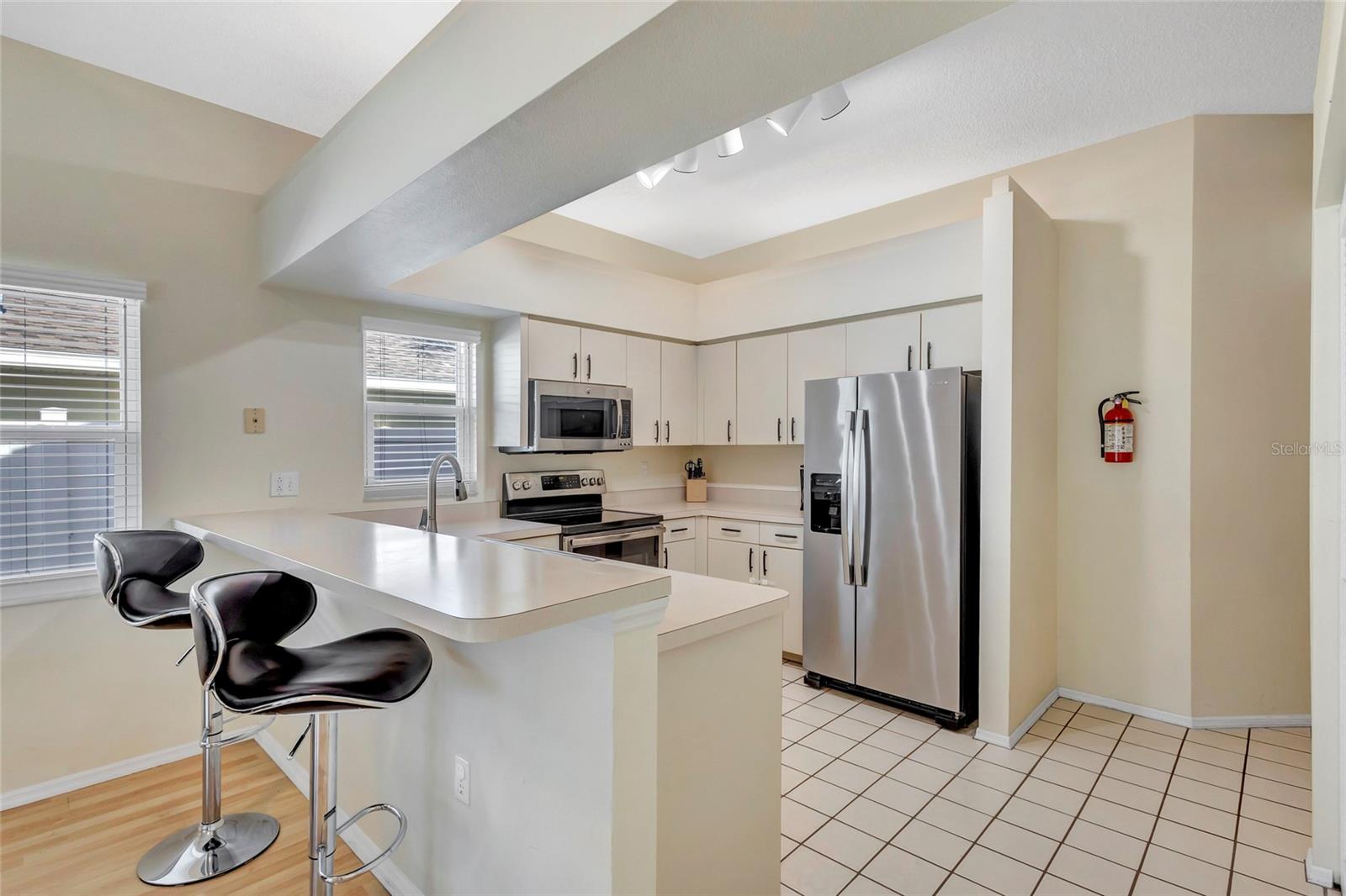 Image 22 of 39 For 6415 39th Avenue W