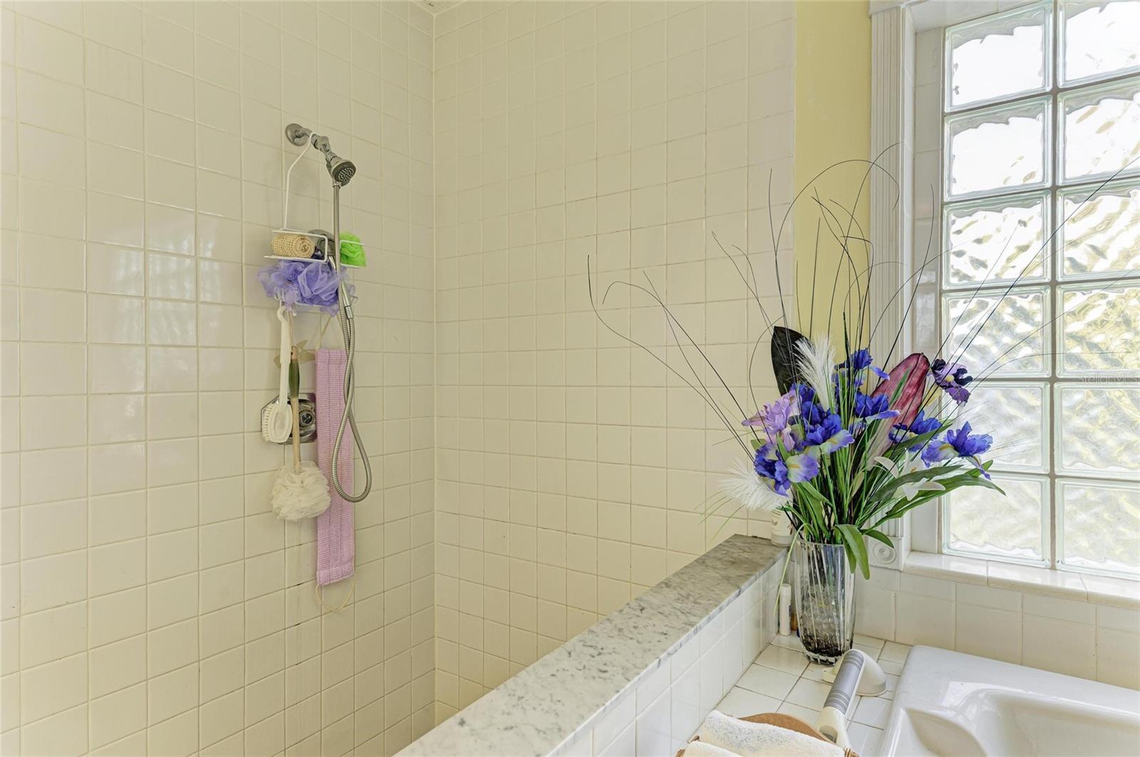 Image 45 of 57 For 4611 17th Avenue W