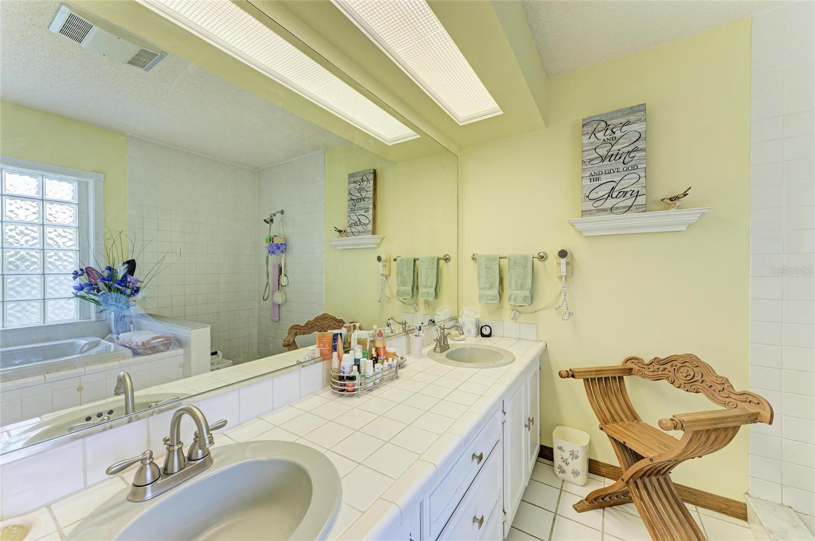 Image 46 of 57 For 4611 17th Avenue W