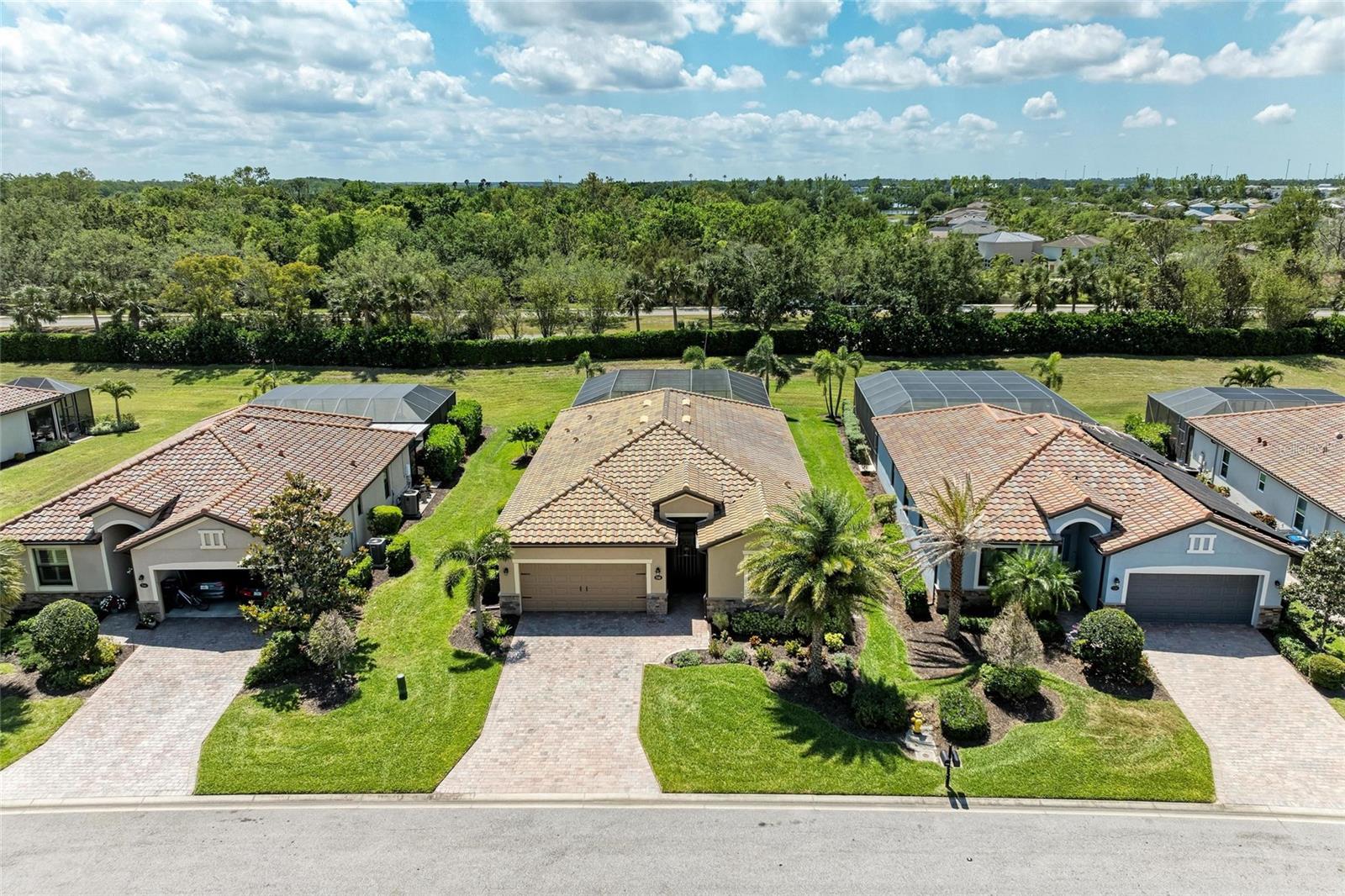 Image 2 of 100 For 7140 Marsh View Terrace