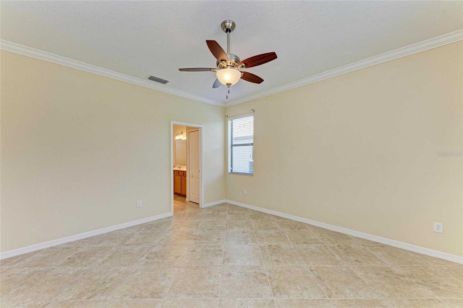 Image 22 of 100 For 7140 Marsh View Terrace