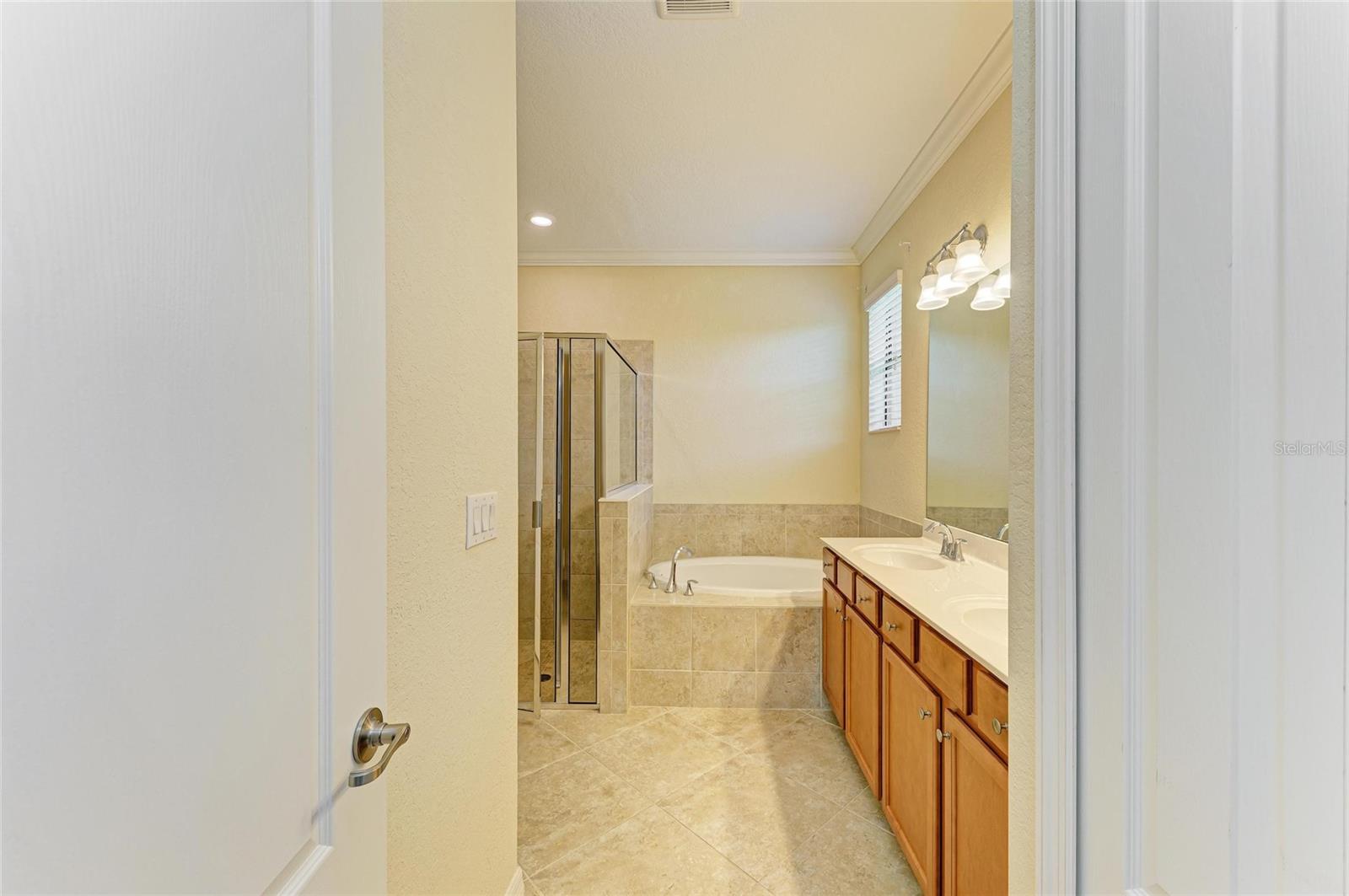 Image 23 of 100 For 7140 Marsh View Terrace