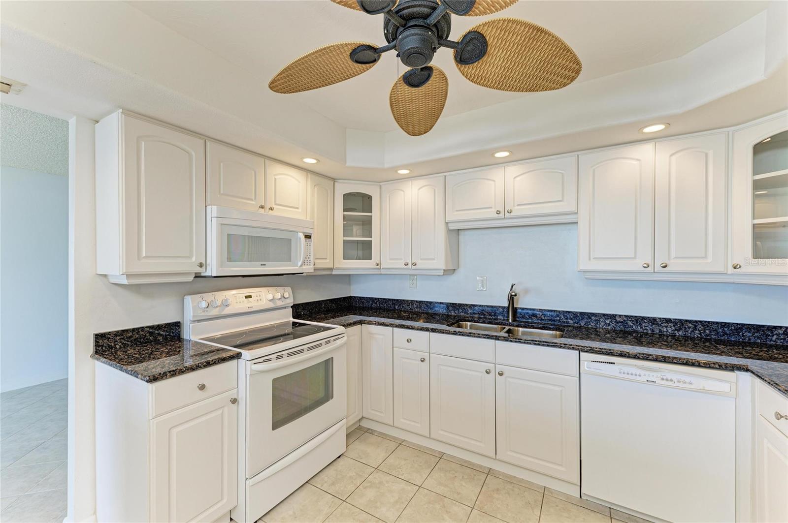 Image 16 of 49 For 101 Benjamin Franklin Drive 46