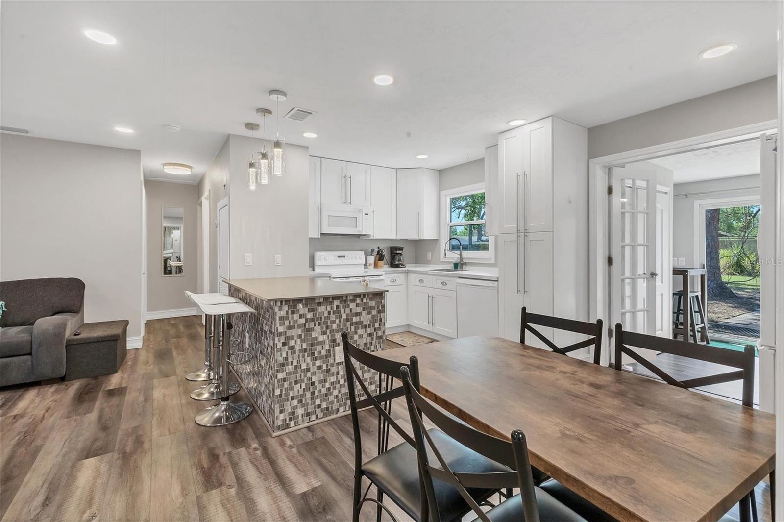 Image 15 of 76 For 2350 Novus Street