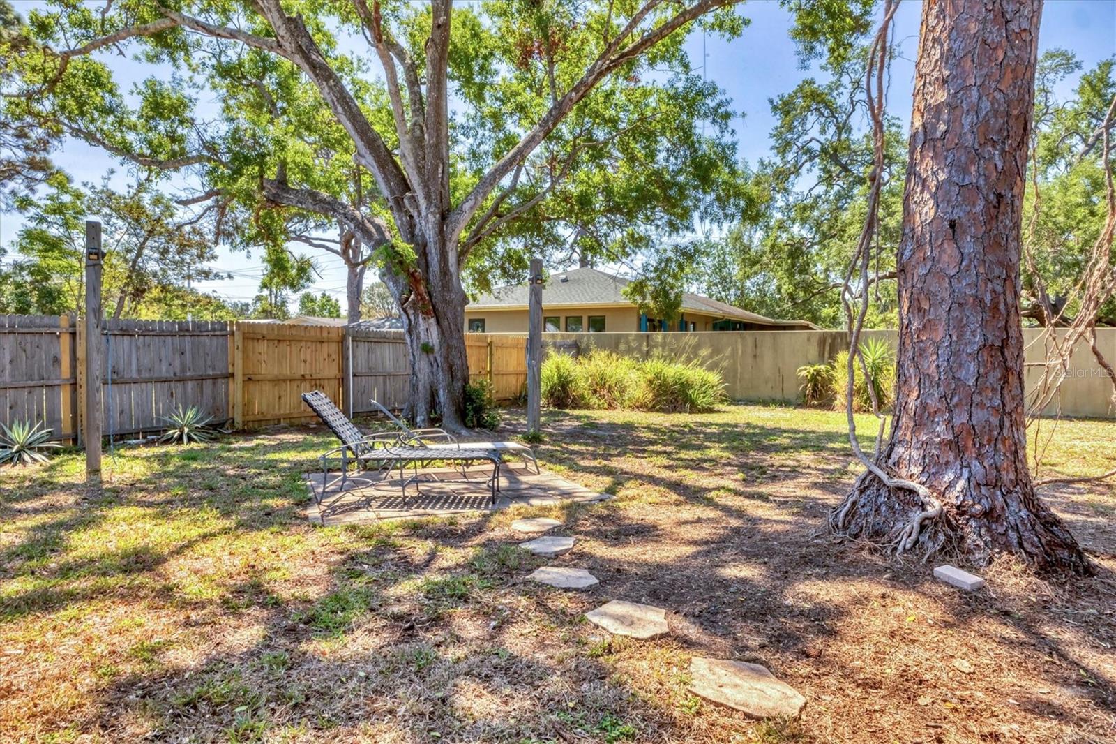 Image 30 of 76 For 2350 Novus Street