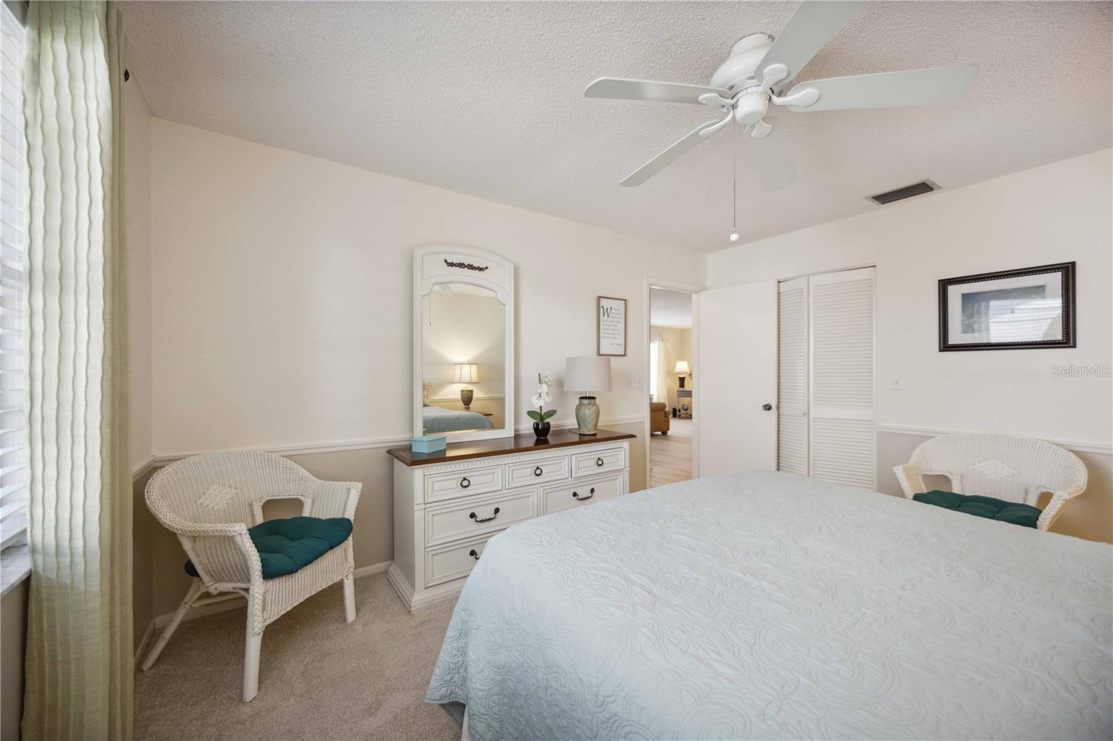 Image 11 of 26 For 1006 Oakleaf Boulevard