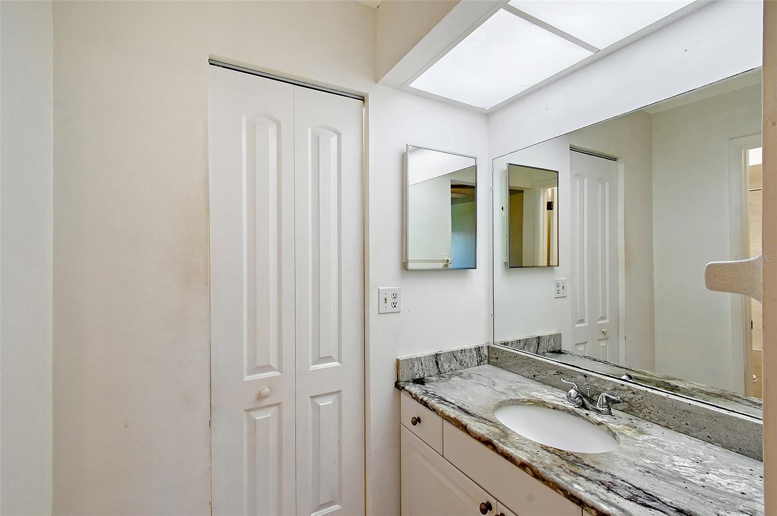 Image 17 of 33 For 6240 7th Avenue W 6240