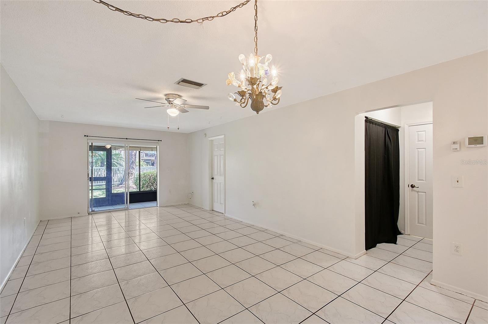 Image 4 of 33 For 6240 7th Avenue W 6240