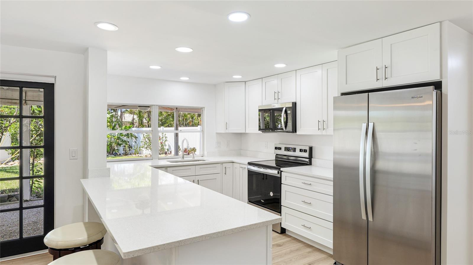 Image 11 of 33 For 6628 Keystone Drive