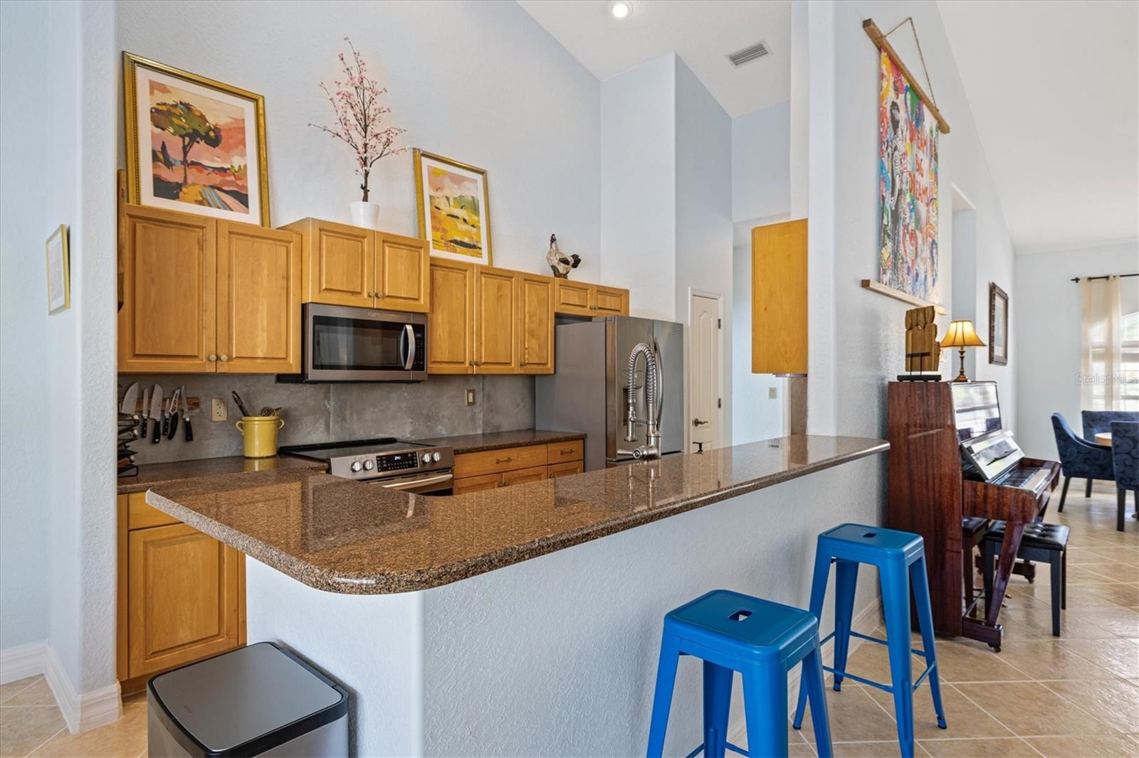 Image 10 of 83 For 22324 Wexford Boulevard