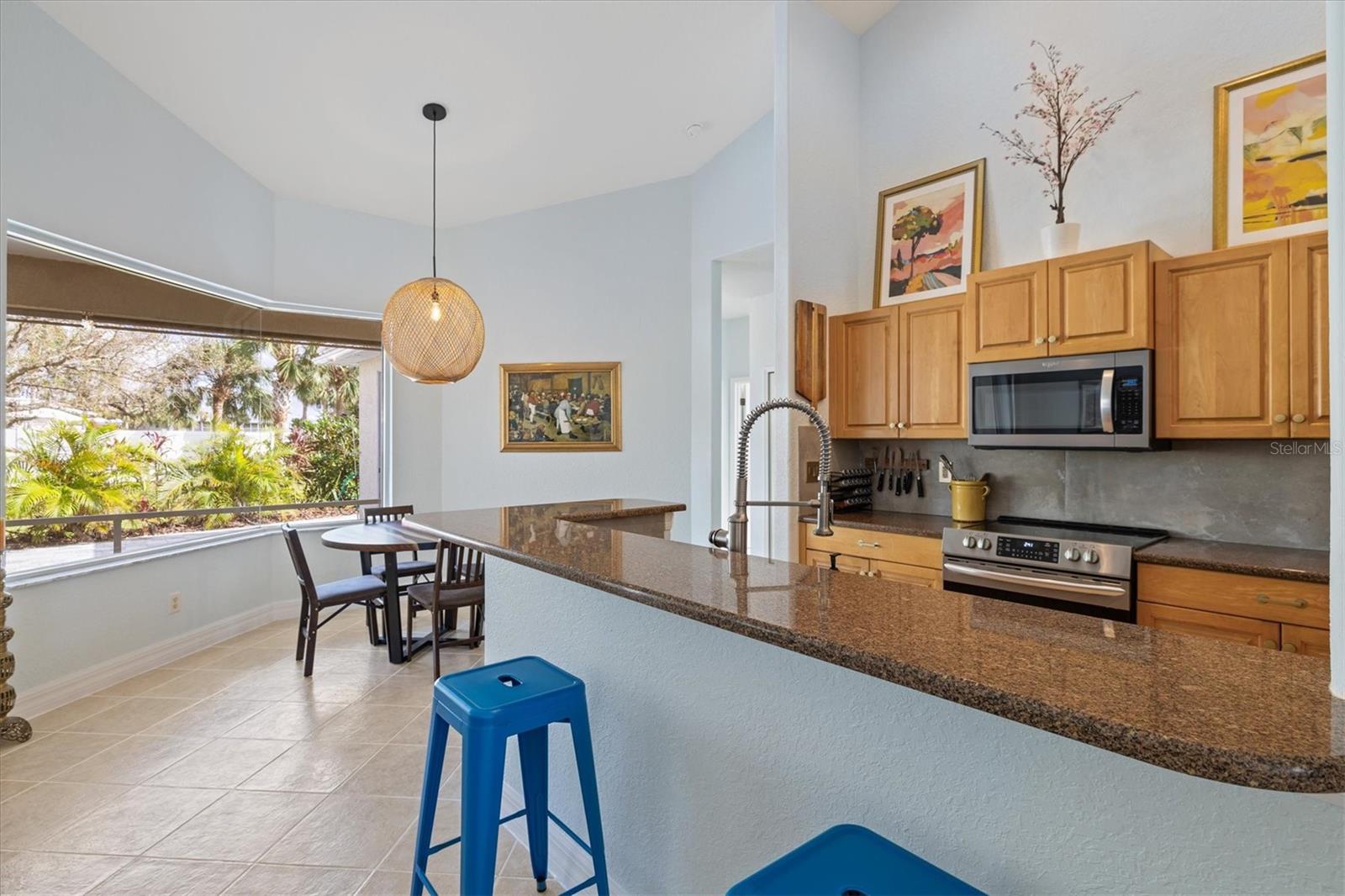 Image 11 of 83 For 22324 Wexford Boulevard