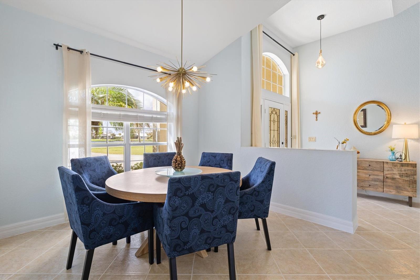 Image 13 of 83 For 22324 Wexford Boulevard