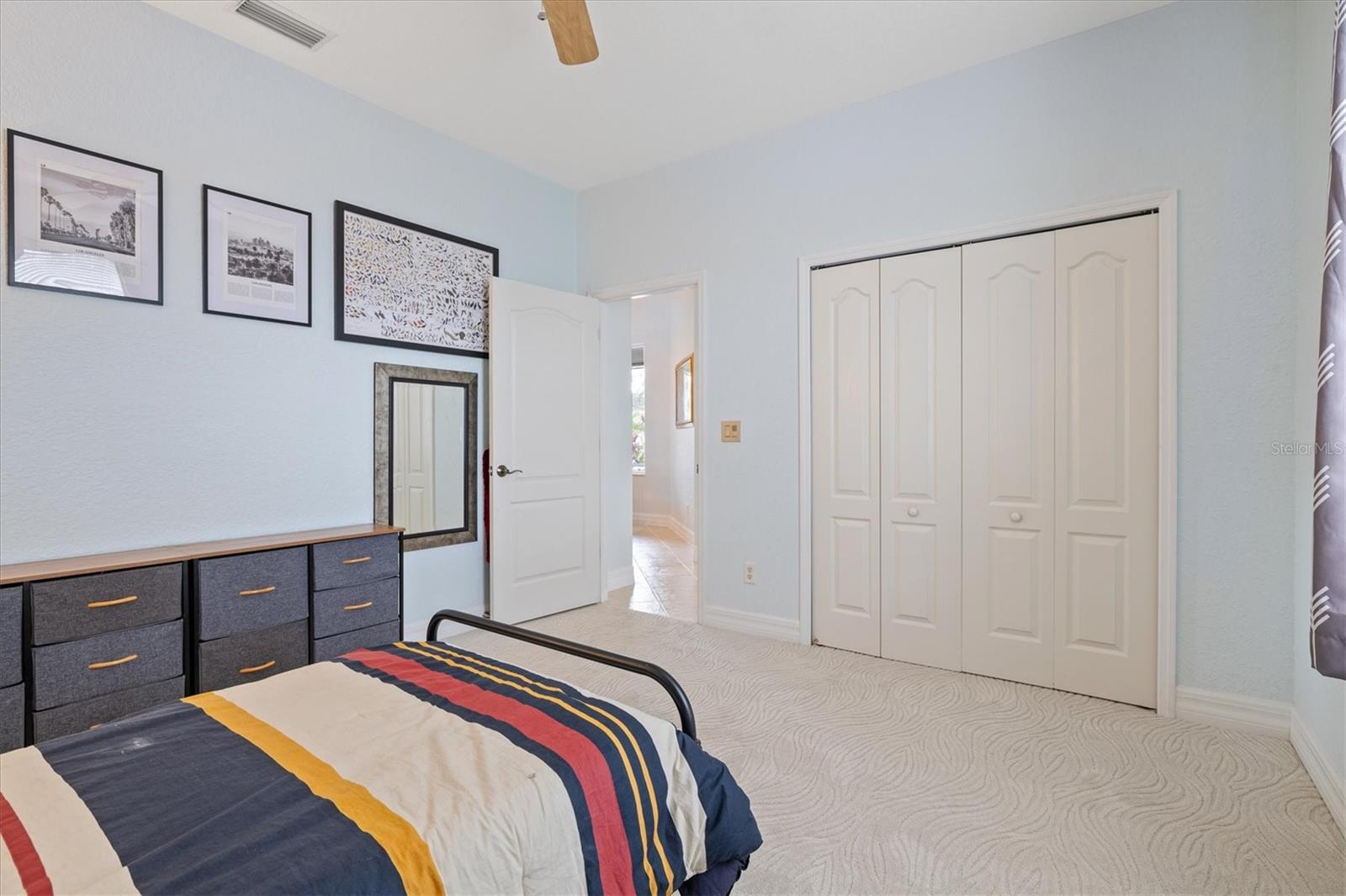Image 28 of 83 For 22324 Wexford Boulevard
