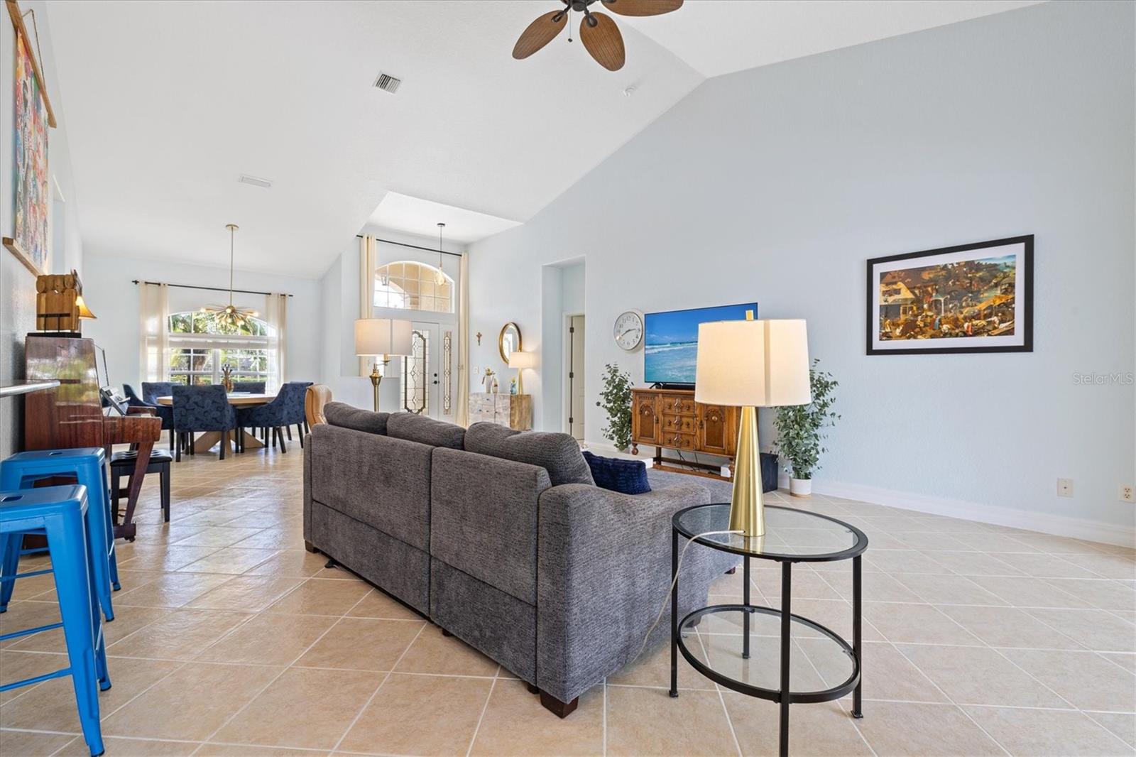 Image 8 of 83 For 22324 Wexford Boulevard