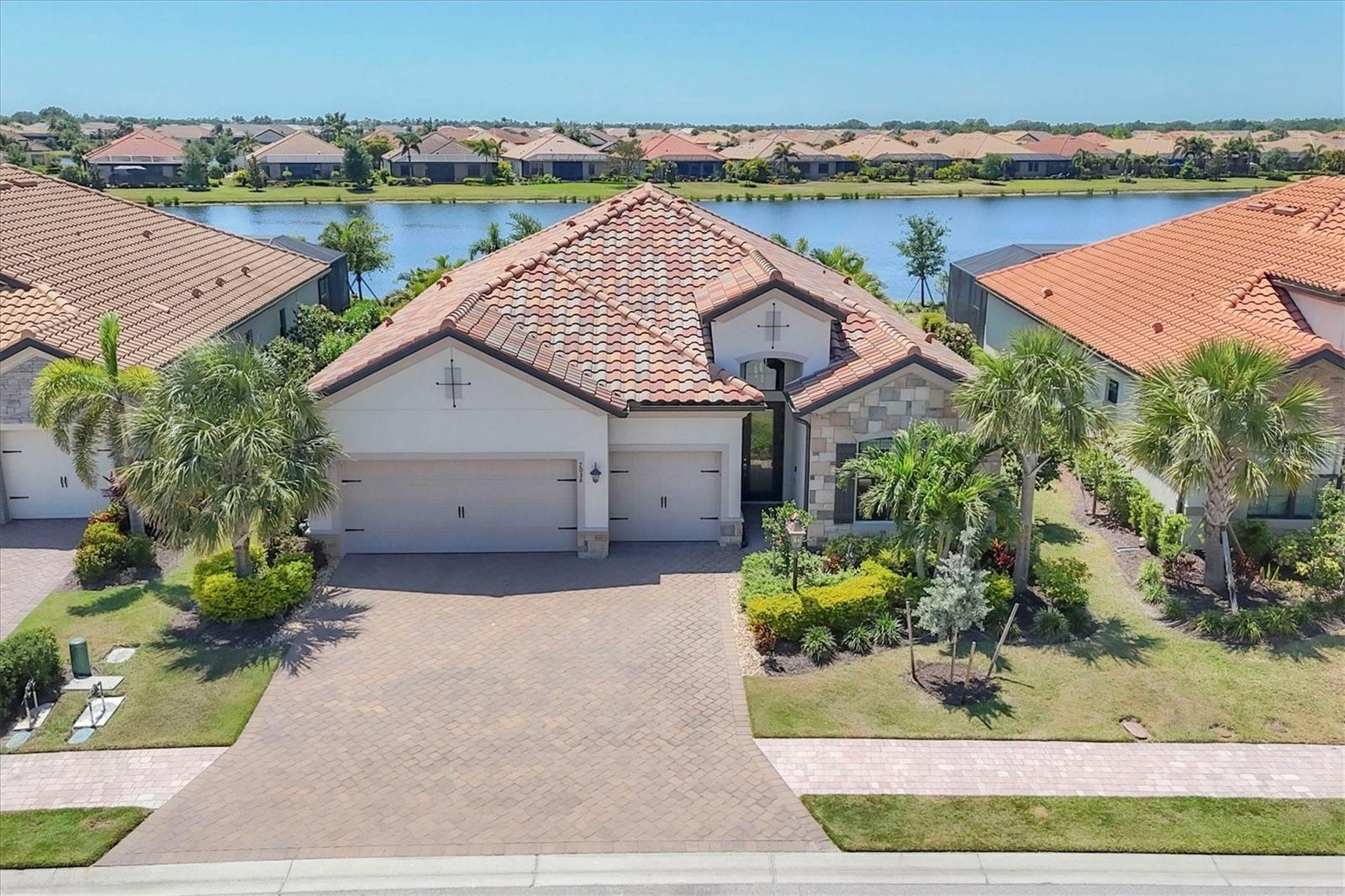 Details for 7036 Highgate Lane, LAKEWOOD RANCH, FL 34202