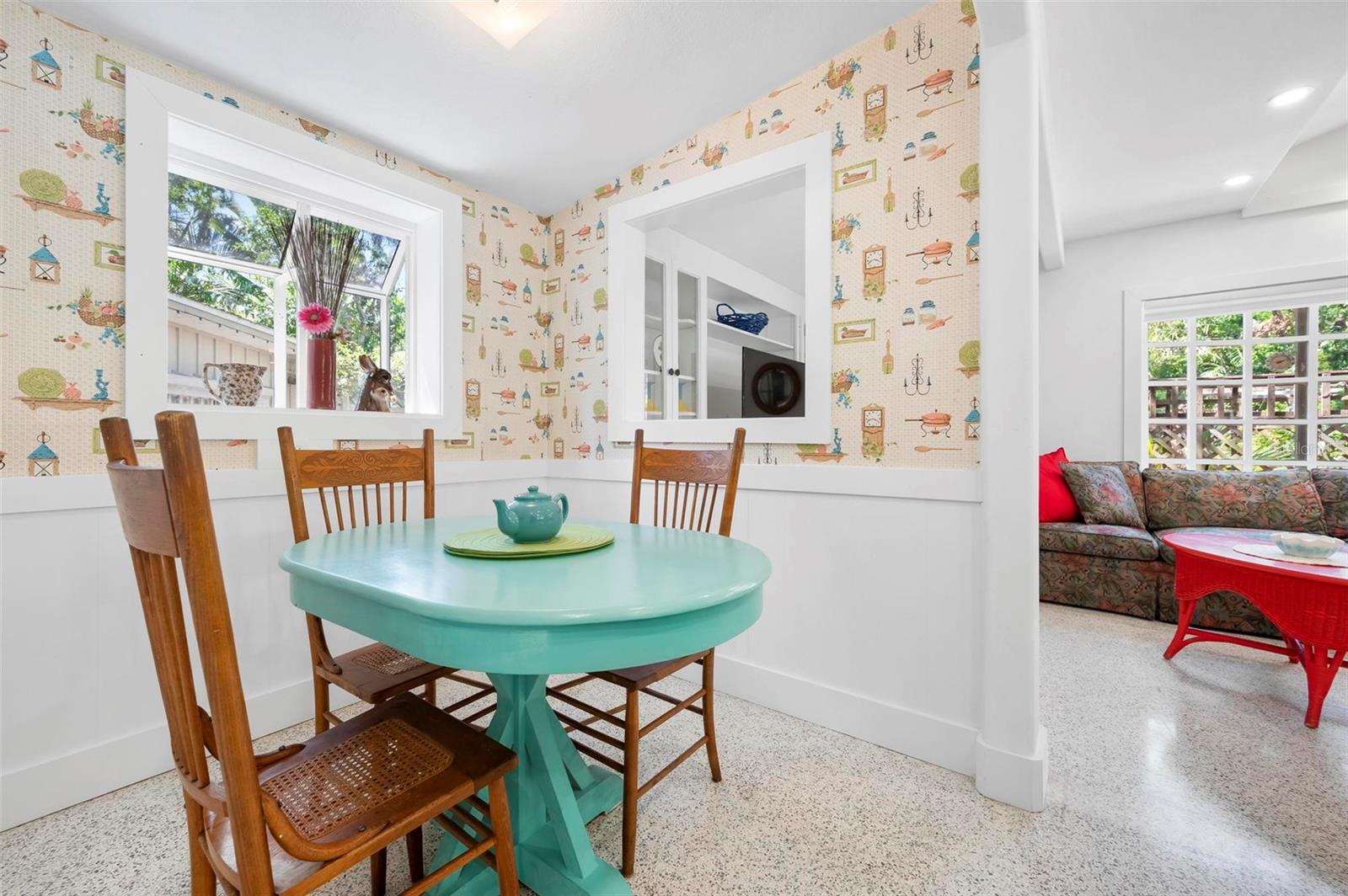 Image 11 of 45 For 528 45th Street