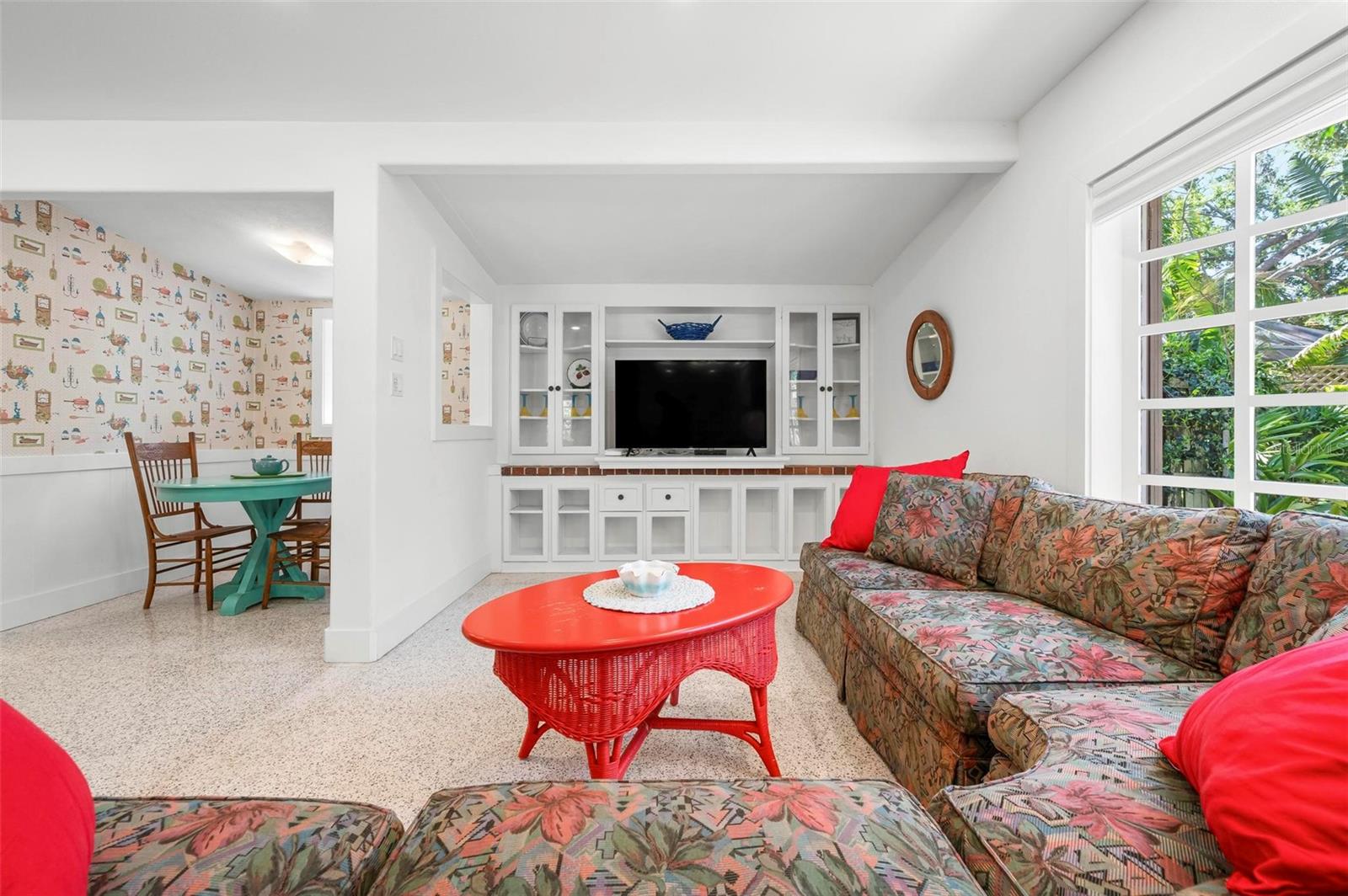 Image 12 of 45 For 528 45th Street