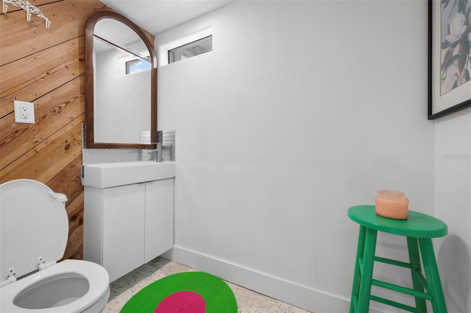 Image 23 of 45 For 528 45th Street