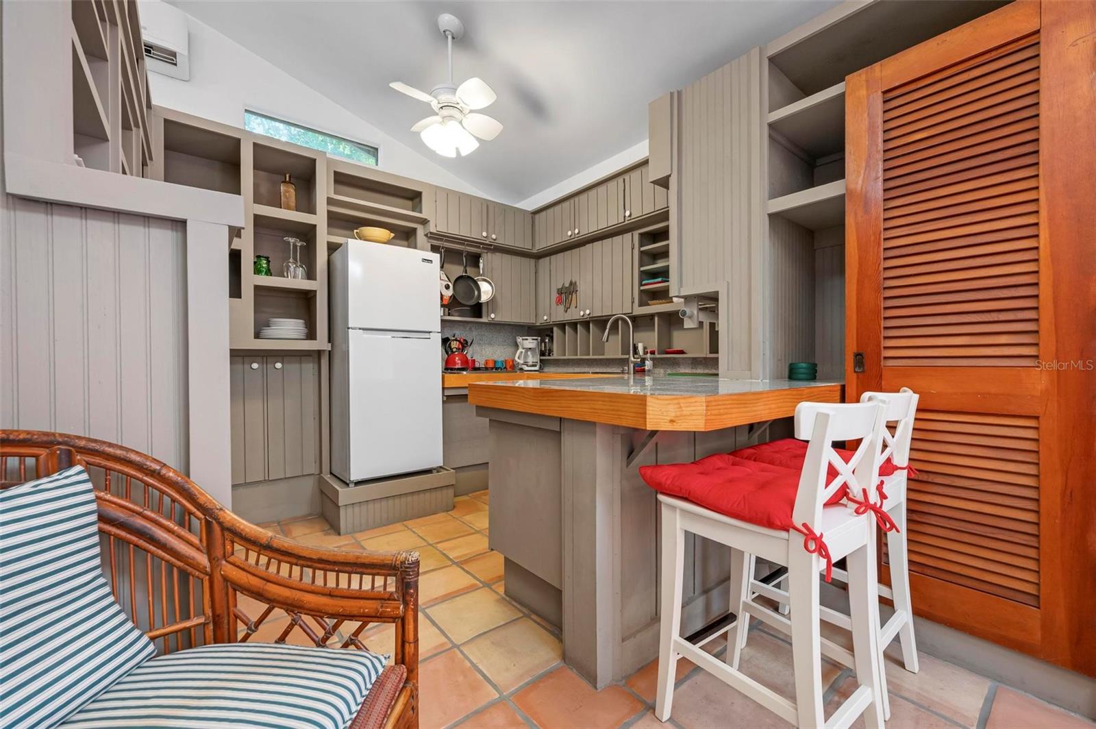 Image 31 of 45 For 528 45th Street