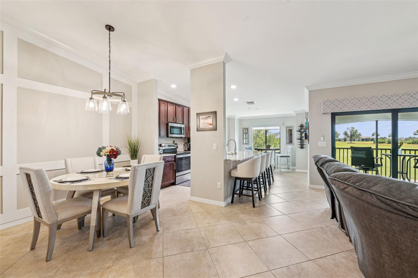 Image 13 of 100 For 5528 Palmer Circle 204