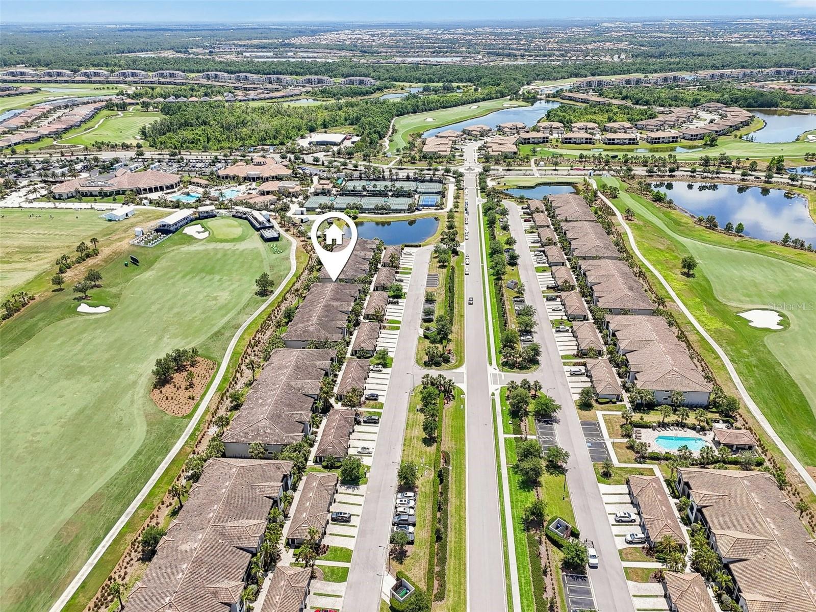 Image 46 of 100 For 5528 Palmer Circle 204