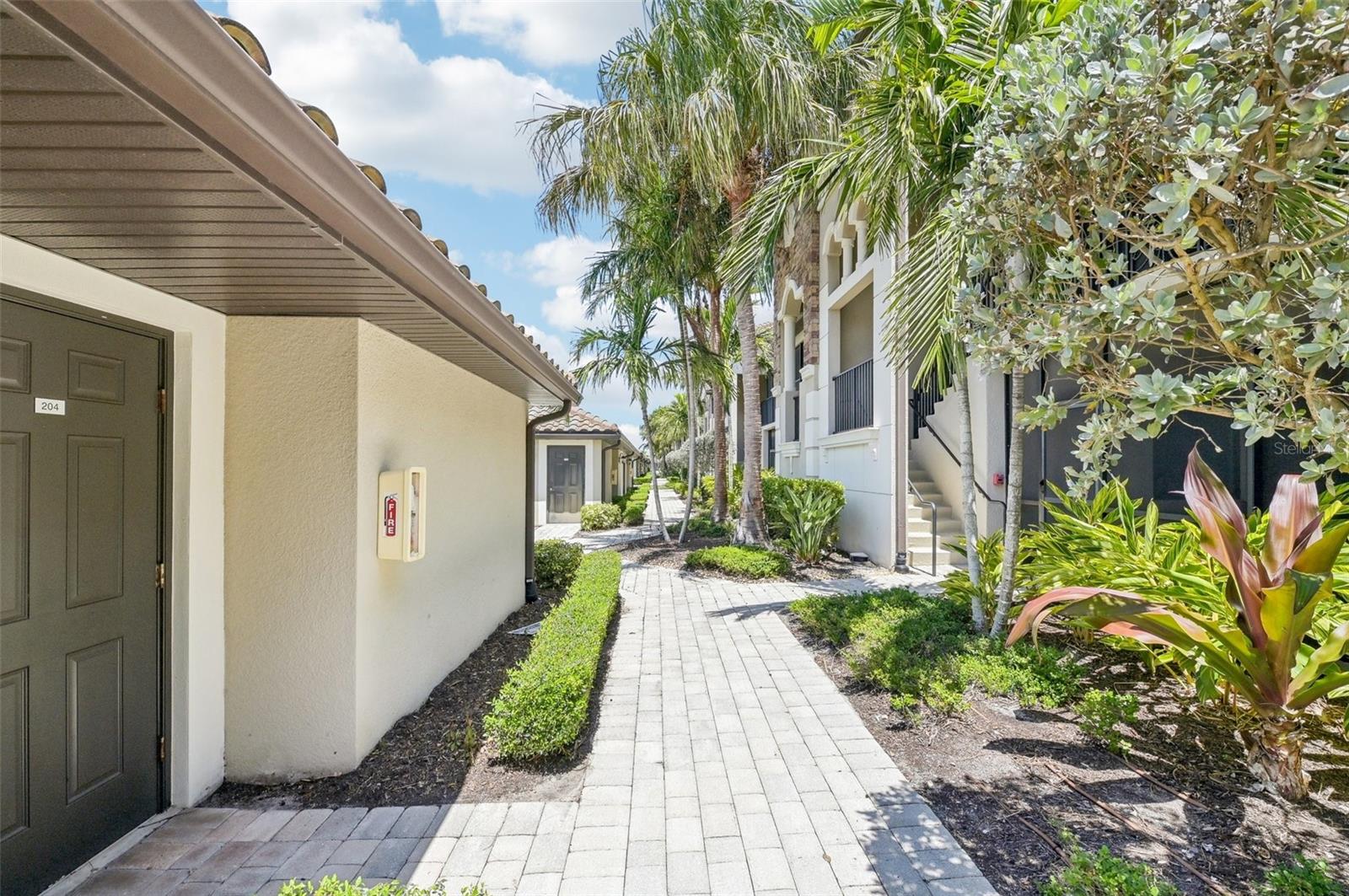 Image 5 of 100 For 5528 Palmer Circle 204