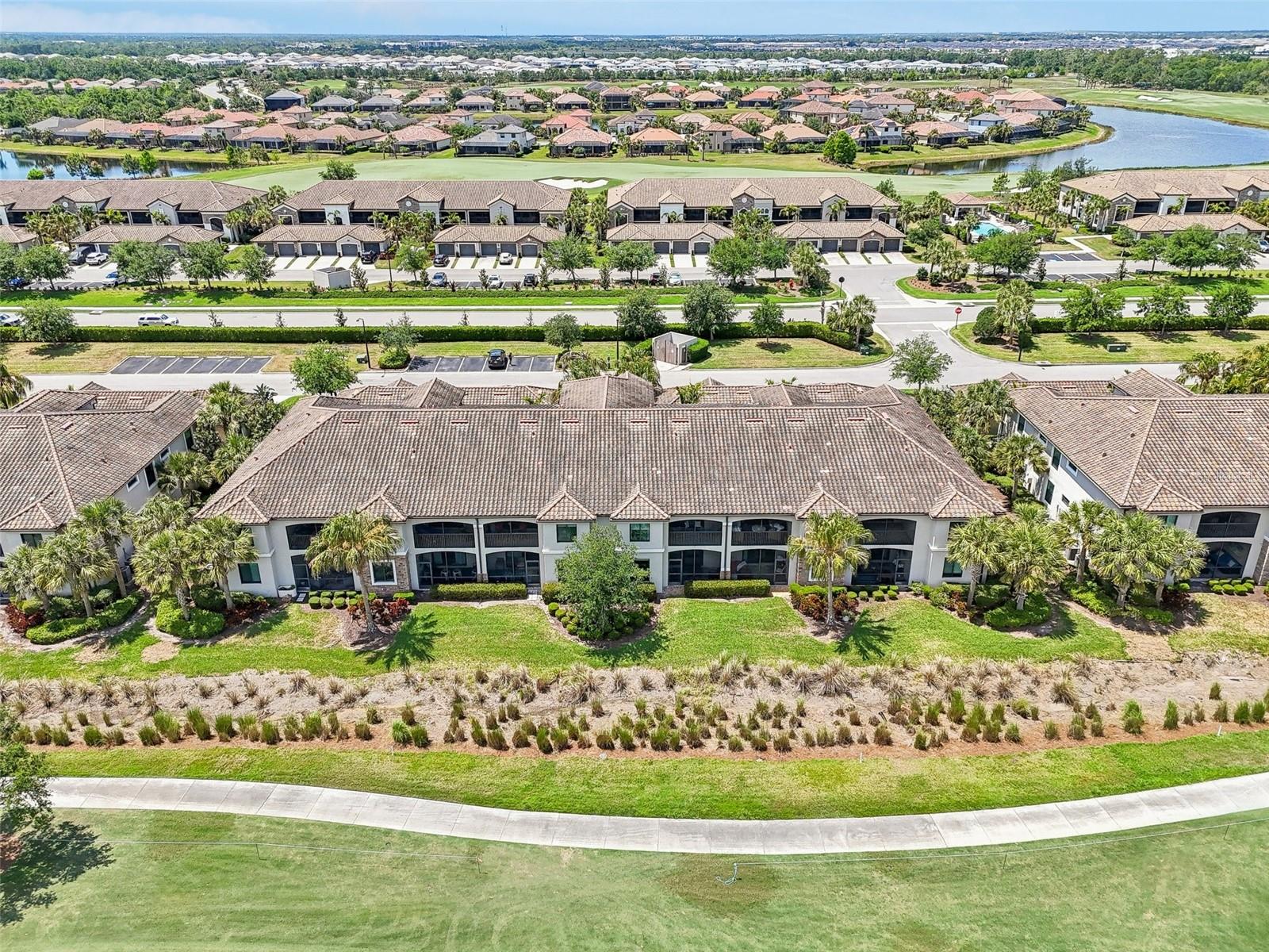 Image 51 of 100 For 5528 Palmer Circle 204