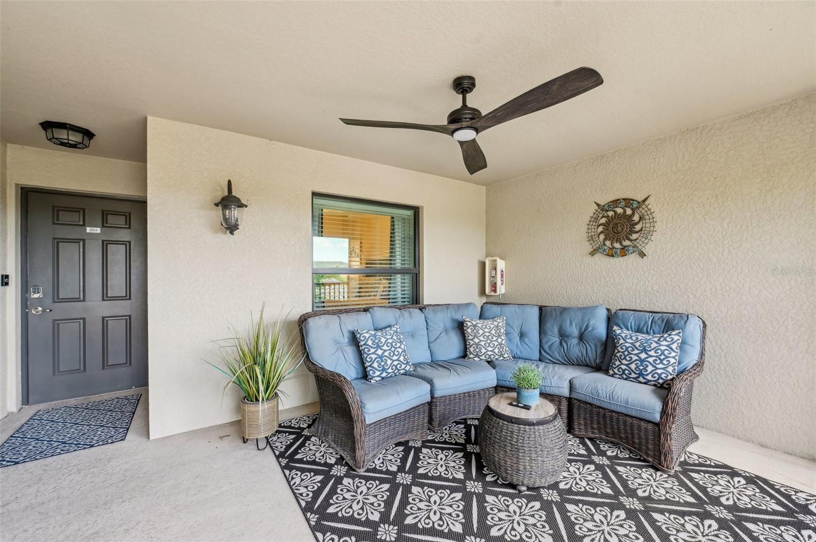 Image 9 of 100 For 5528 Palmer Circle 204