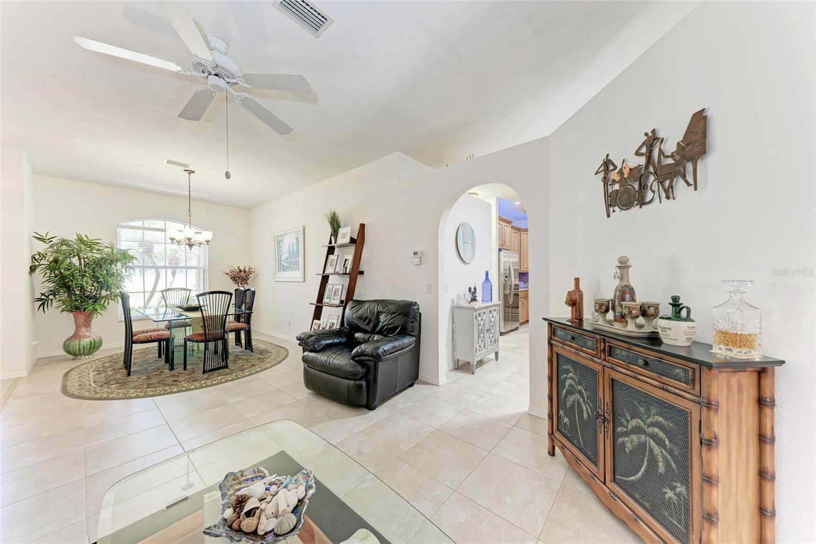 Image 10 of 55 For 7814 48th Avenue E