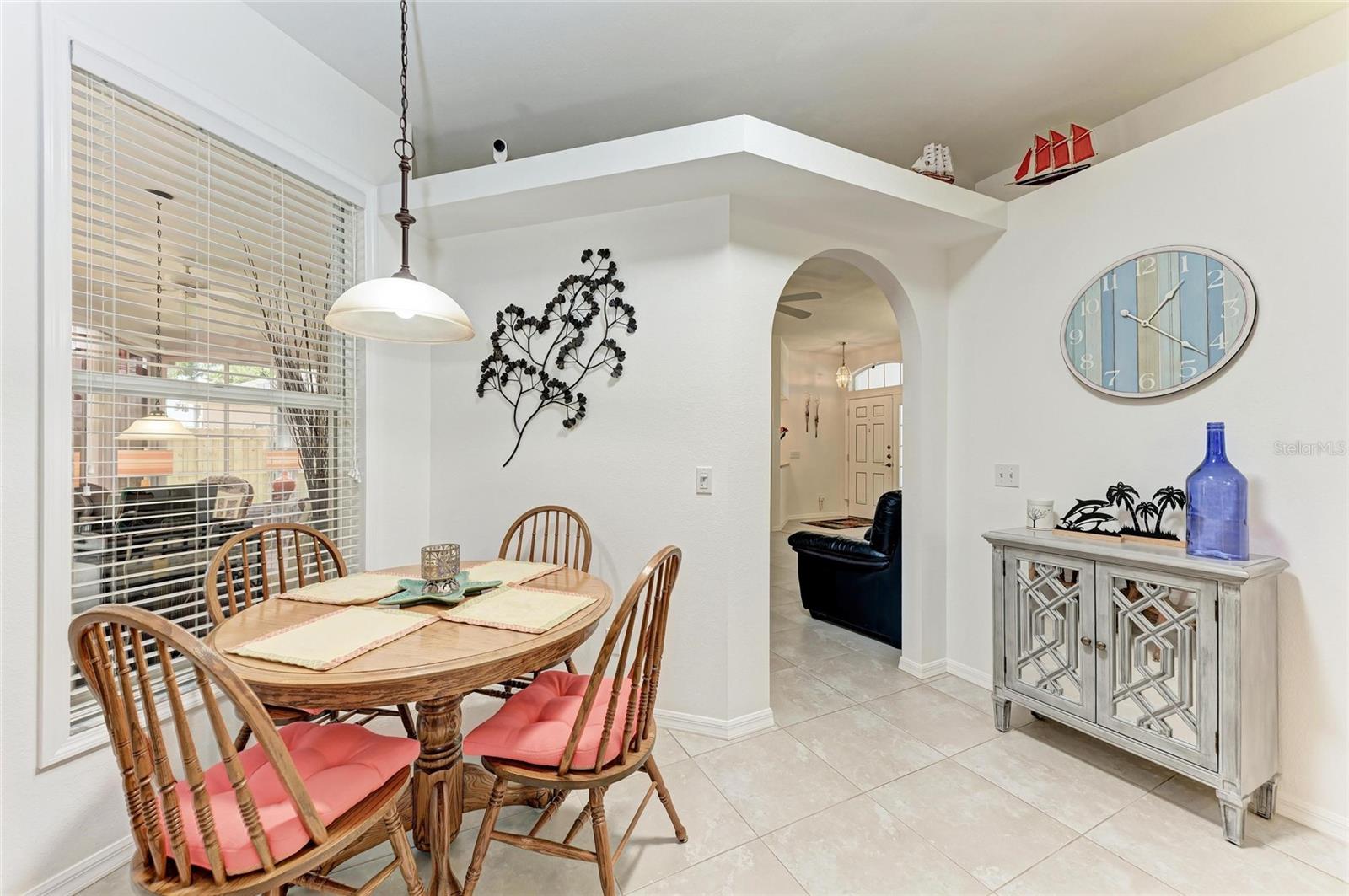 Image 18 of 55 For 7814 48th Avenue E