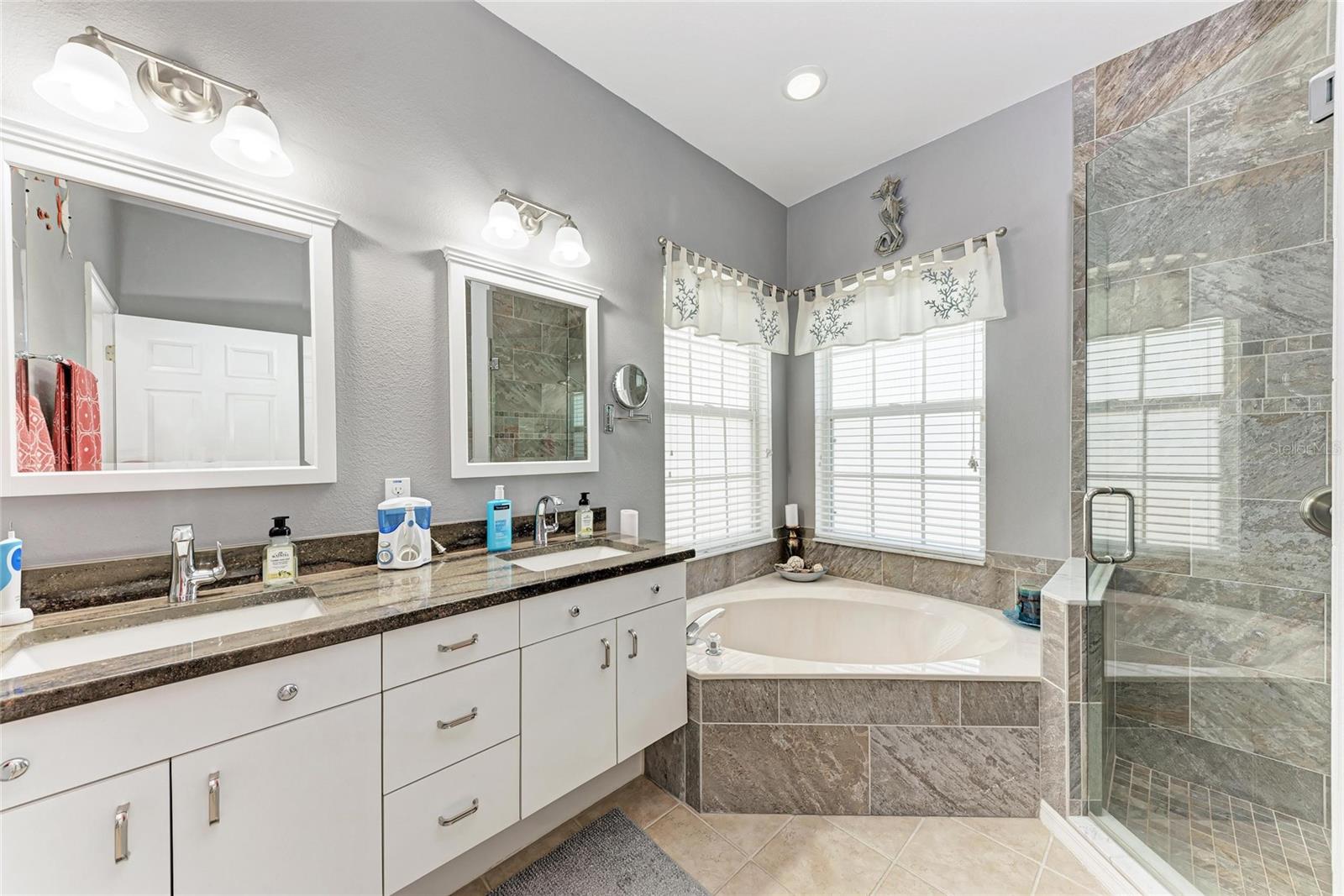 Image 27 of 55 For 7814 48th Avenue E