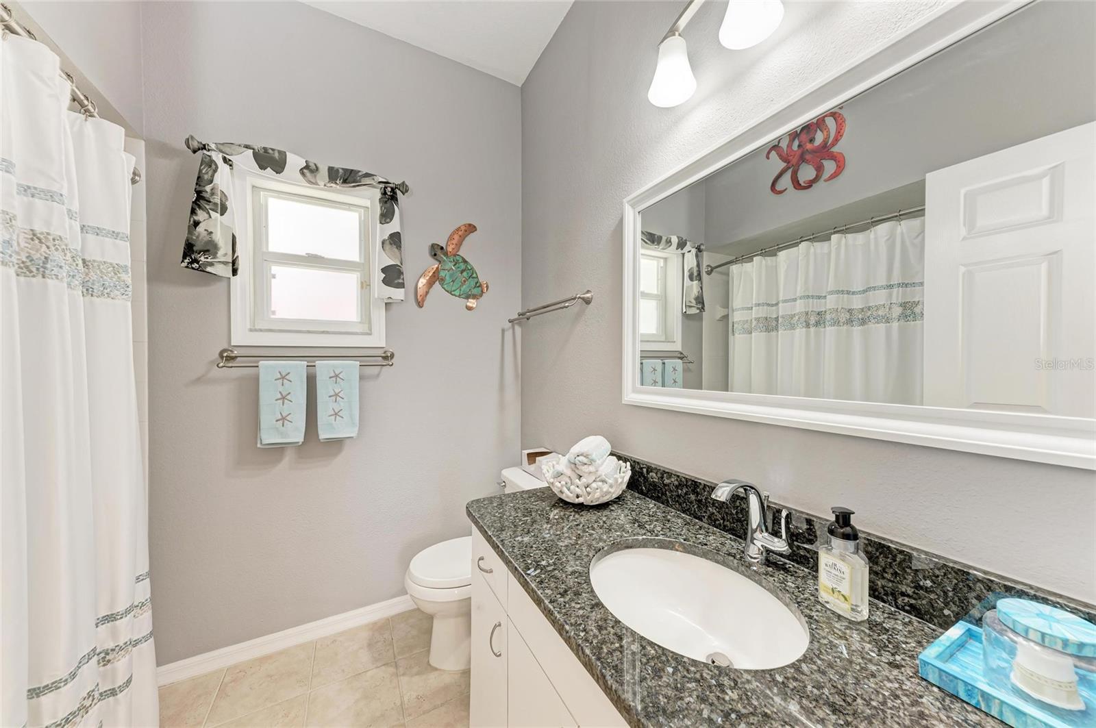Image 33 of 55 For 7814 48th Avenue E