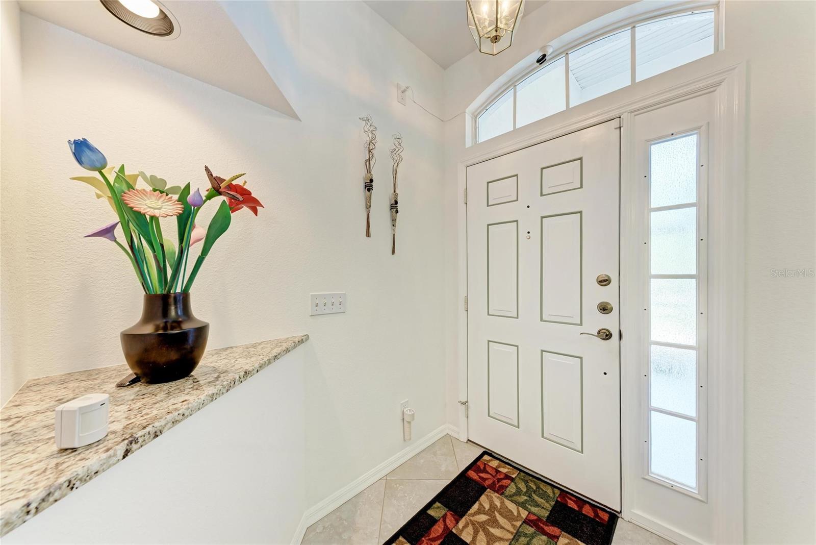 Image 6 of 55 For 7814 48th Avenue E