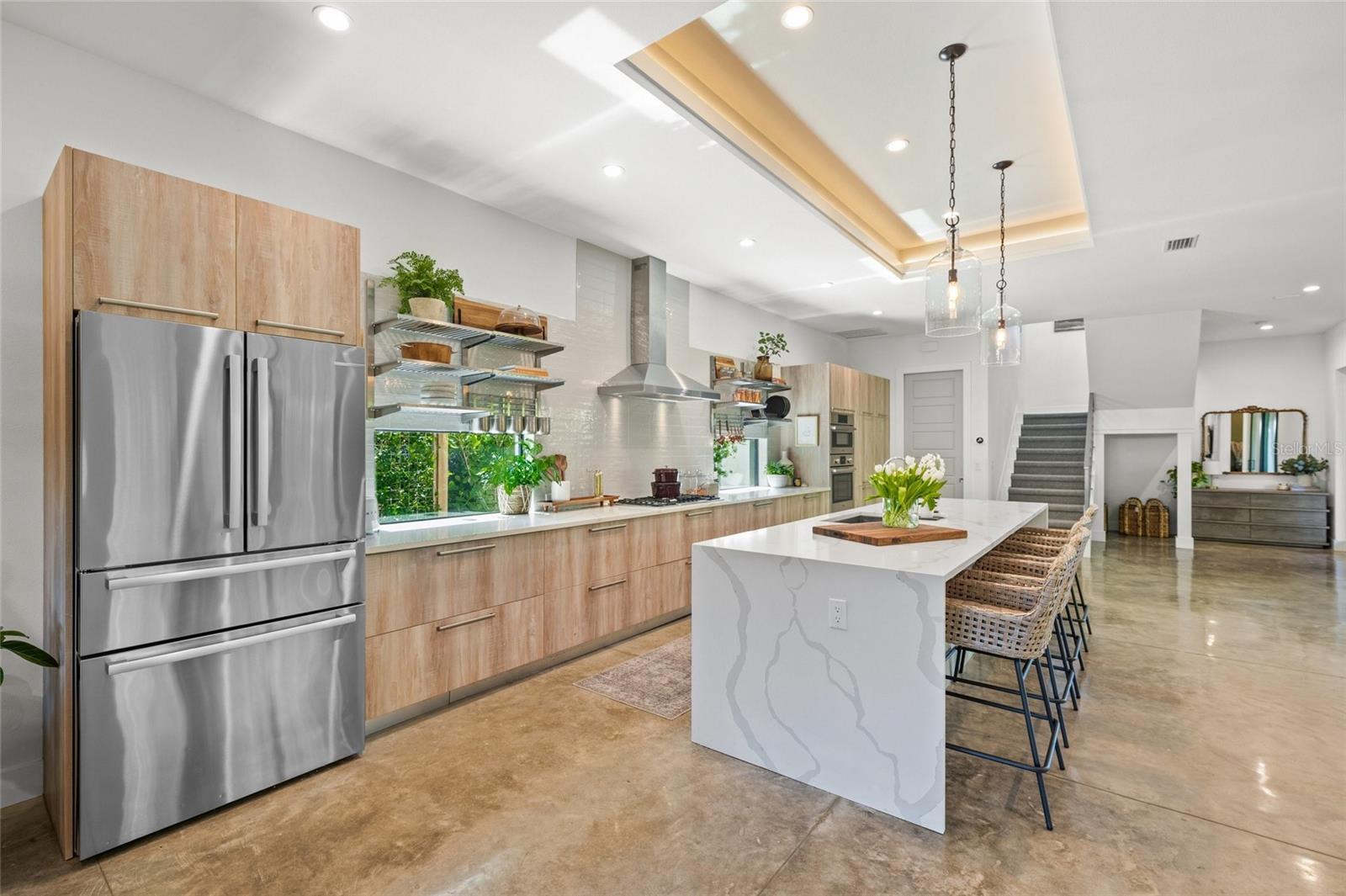 Image 5 of 57 For 2124 Wisteria Street