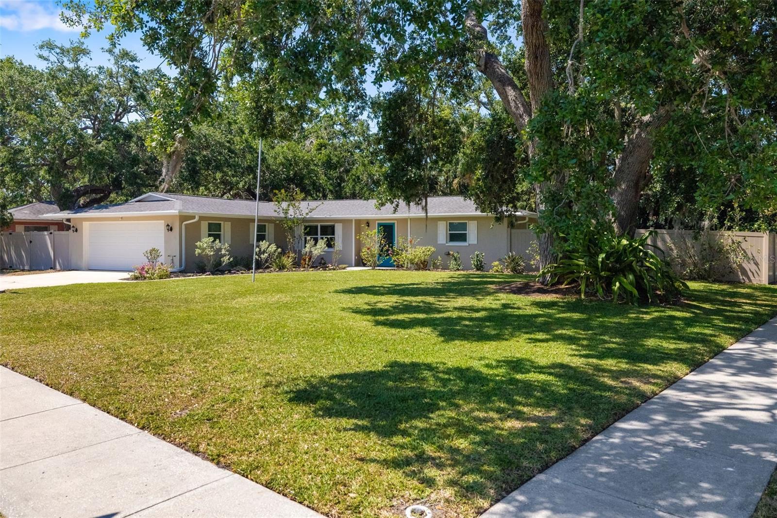Image 30 of 37 For 2835 Mayflower Street