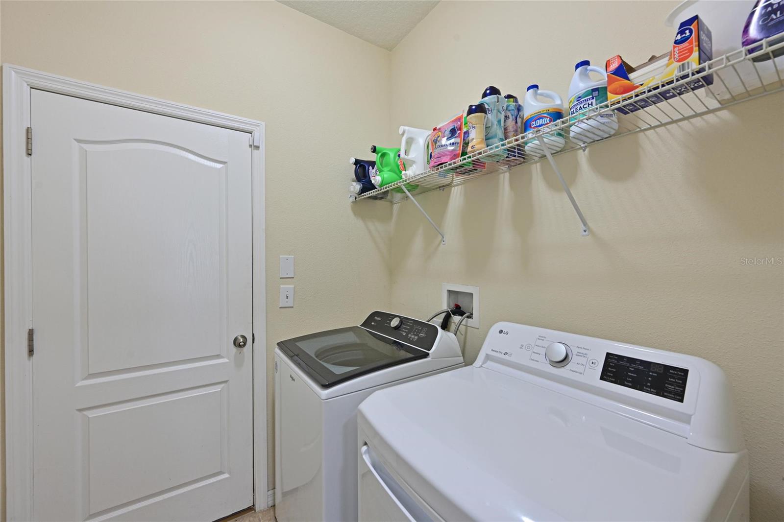 Image 31 of 40 For 1813 Oak Pond Street