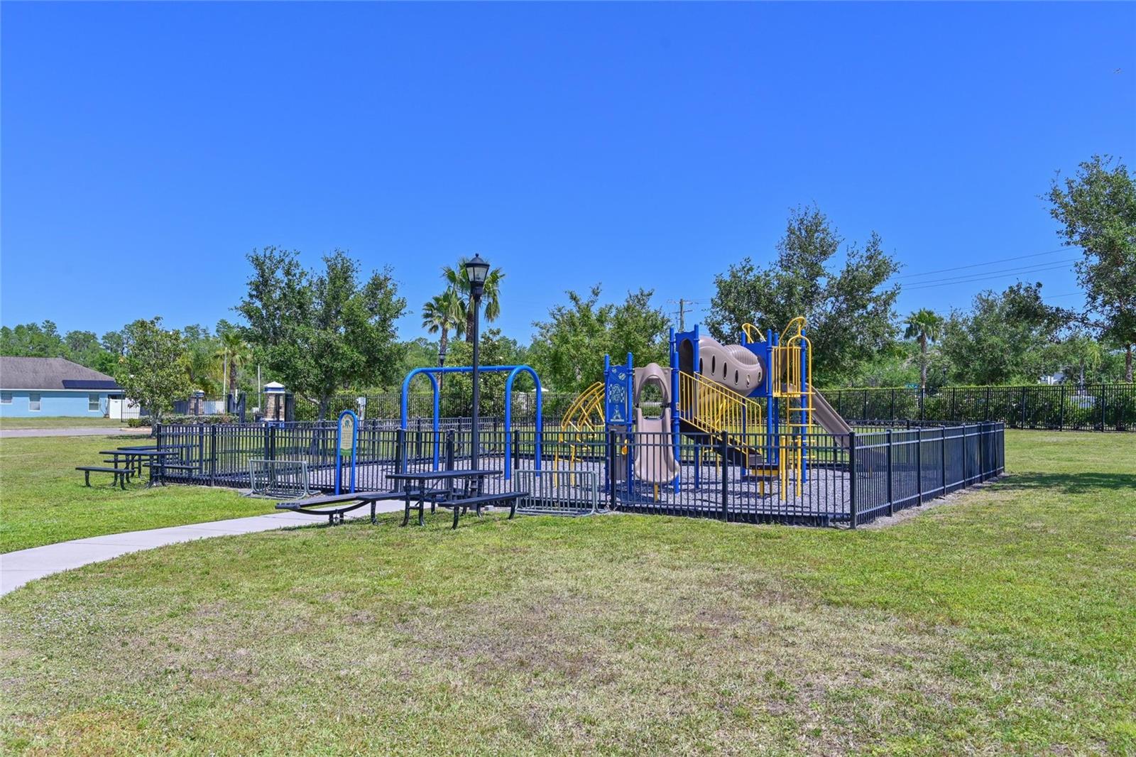 Image 40 of 40 For 1813 Oak Pond Street
