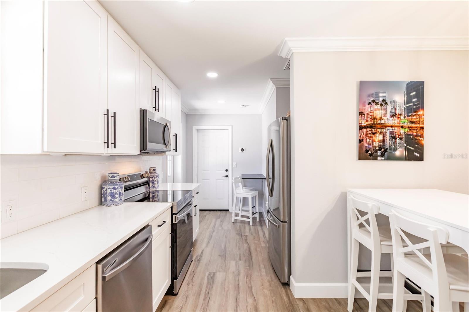 Image 12 of 43 For 6009 Lords Avenue